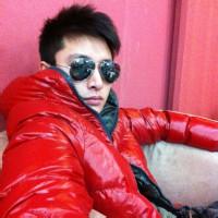 帅气男生自拍头像图片_WWW.WHOISQQ.COM