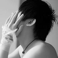 qq头像图片男生帅气苹果_WWW.WHOISQQ.COM