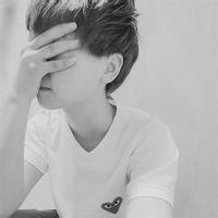 欧美牛仔衣男生头像图片_WWW.WHOISQQ.COM