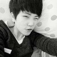 伤感男生女生头像图片_WWW.WHOISQQ.COM