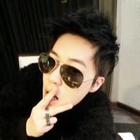 qq男生纯头像图片_WWW.WHOISQQ.COM