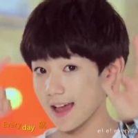 个性网男生头像图片tfboys_WWW.WHOISQQ.COM