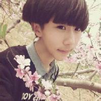 qq头像图片 男生 高晟轩_WWW.WHOISQQ.COM