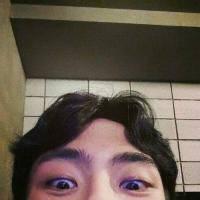 我很快乐男生头像图片_WWW.WHOISQQ.COM
