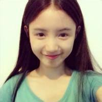 玩手机的qq男生头像图片_WWW.WHOISQQ.COM