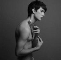 欧美范男生空间头像图片_WWW.WHOISQQ.COM