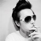 侧脸成熟头像图片男生_WWW.WHOISQQ.COM