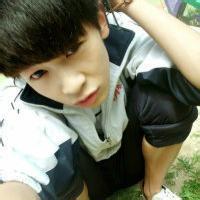 初中男生头像图片穿校服_WWW.WHOISQQ.COM
