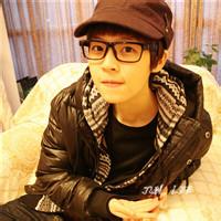 带黑帽子男生头像图片_WWW.WHOISQQ.COM