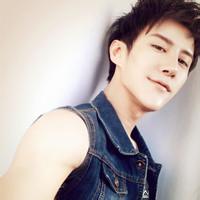 帅比男生头像图片_WWW.WHOISQQ.COM