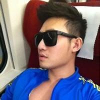qq头像图片男生欧美肌肉_WWW.WHOISQQ.COM