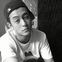 2014最伤感的男生头像图片_WWW.WHOISQQ.COM