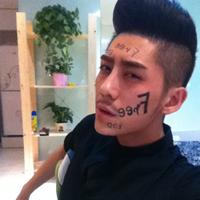 qq男生刘锌豪头像图片_WWW.WHOISQQ.COM
