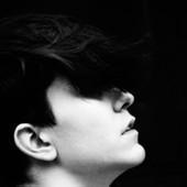 带血男生头像图片_WWW.WHOISQQ.COM