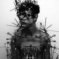 带血男生头像图片_WWW.WHOISQQ.COM