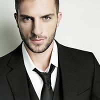 欧美男生穿西装头像图片_WWW.WHOISQQ.COM