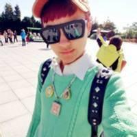 q友乐园墨镜男生头像图片_WWW.WHOISQQ.COM