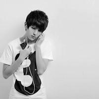 坏孩子类型男生头像图片_WWW.WHOISQQ.COM