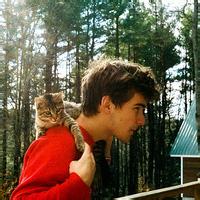 qq男生吃泡泡糖头像图片_WWW.WHOISQQ.COM