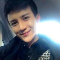 经典气质男生头像图片_WWW.WHOISQQ.COM
