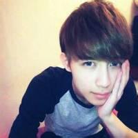 现实帅气男生头像图片_WWW.WHOISQQ.COM