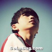 男生带笑头像图片_WWW.WHOISQQ.COM
