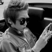 qq最新时尚男生头像图片_WWW.WHOISQQ.COM