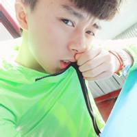 qq男生蹲着的头像图片_WWW.WHOISQQ.COM