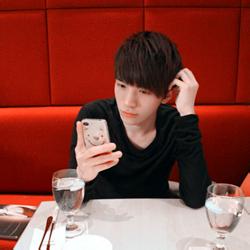 男生大头像图片_WWW.WHOISQQ.COM