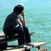 男生拥抱大海的头像图片_WWW.WHOISQQ.COM
