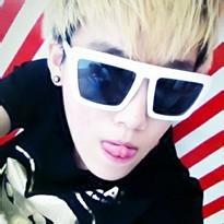 qq头像图片男生英语_WWW.WHOISQQ.COM