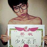奇葩欧美男生头像图片_WWW.WHOISQQ.COM
