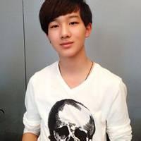 头像图片男生李宏毅_WWW.WHOISQQ.COM