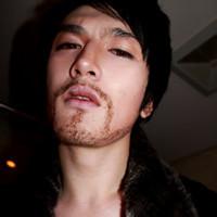 qq头像图片 胡子男生超拽_WWW.WHOISQQ.COM