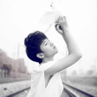 恩典qq伤感头像图片男生_WWW.WHOISQQ.COM