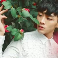 qq经典男生头像图片青苹果_WWW.WHOISQQ.COM