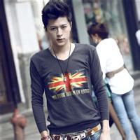 韩国中分男生头像图片_WWW.WHOISQQ.COM