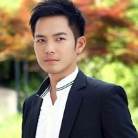 2014成熟帅气男生头像图片_WWW.WHOISQQ.COM