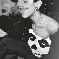 男生喜欢用的头像图片_WWW.WHOISQQ.COM