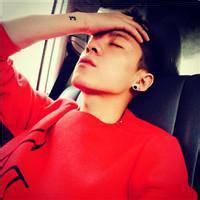 叼炸天男生头像图片_WWW.WHOISQQ.COM