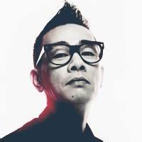 陈小春成熟男生头像图片_WWW.WHOISQQ.COM