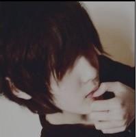 伤感侧面头像图片男生_WWW.WHOISQQ.COM
