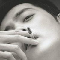 2014qq男生抽烟头像图片_WWW.WHOISQQ.COM