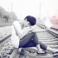 孤单男生头像图片_WWW.WHOISQQ.COM