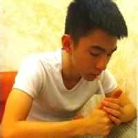现实些的男生头像图片_WWW.WHOISQQ.COM