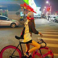 qq男生头像图片带自行车_WWW.WHOISQQ.COM