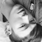 qq灰色头像图片男生兄弟_WWW.WHOISQQ.COM