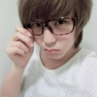 几张相似的男生头像图片_WWW.WHOISQQ.COM