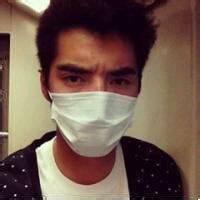 2014男生头像图片戴口罩_WWW.WHOISQQ.COM