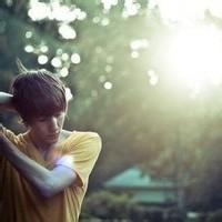 文艺范男生qq头像图片_WWW.WHOISQQ.COM
